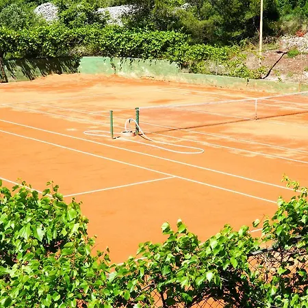 Appartement Tennis Court Slivje With Pool Selca (Brac)